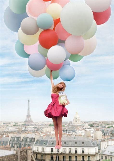Dior: Miss Dior Cherie (C) (2009) - FilmAffinity