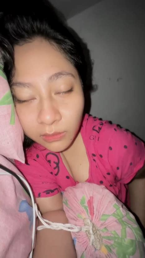 Bocil Indo pacaran dalam video viral