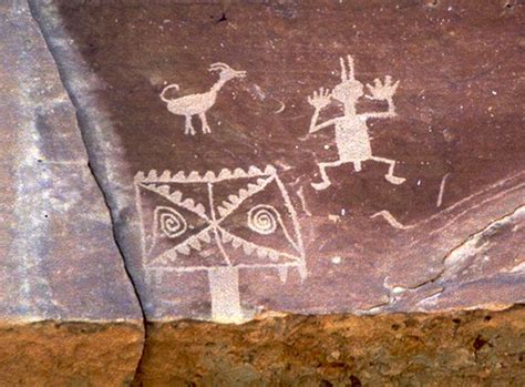 Chaco Canyon petroglyph showing what may be a kachina mask with spiral | Petroglyphs art