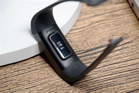 Фитнес-браслет Redmi Band Black купить в Красноярске. Цена на Фитнес ...