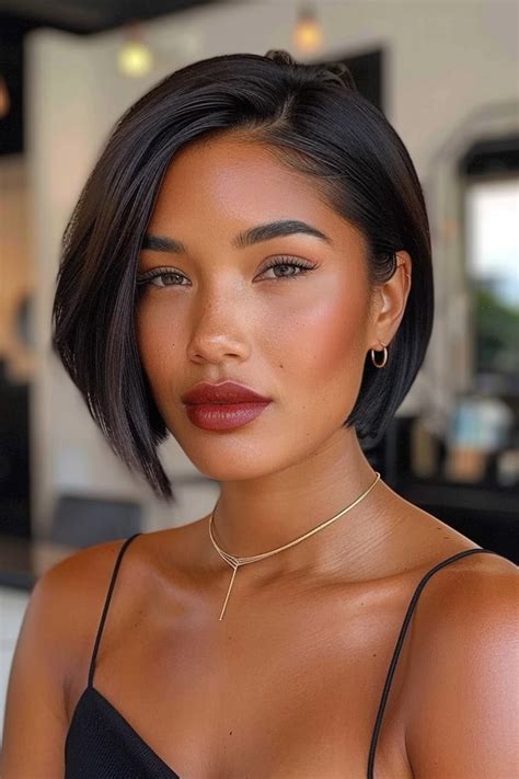 nude women in their 30s 2