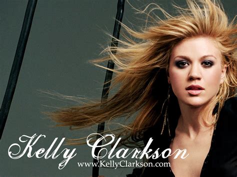 Kelly Clarkson Hot Wallpaper Kelly Clarkson Switches Things Up With
