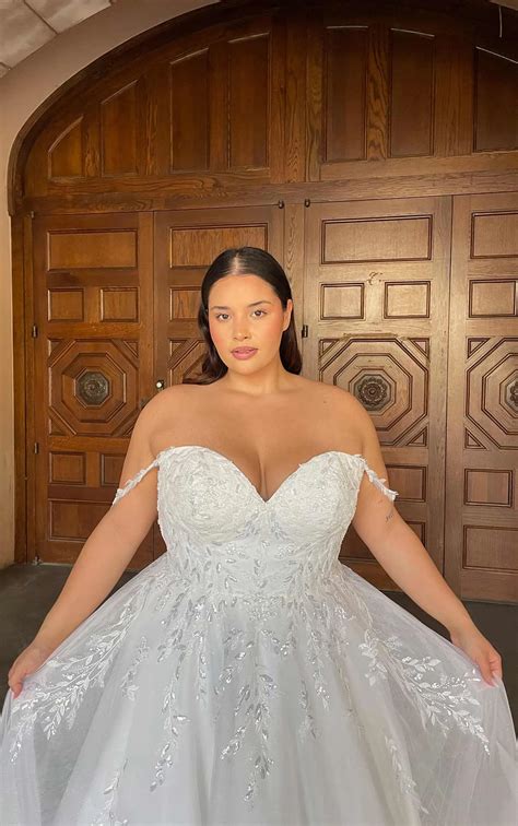 Sparkling Lace Plus Size A-Line Wedding Dress with Organic Lace Straps