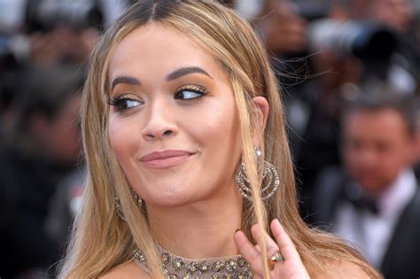 Rita Ora Just Showed Off Her Natural Curly Hair on Instagram, and It's ...