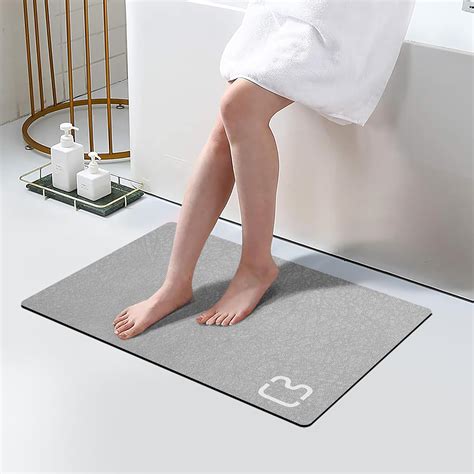 amazoncom diatomaceous earth bath mat rugs super absorbent diatomite