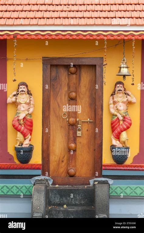 Kerala Temple Door High Resolution Stock Photography and Images - Alamy