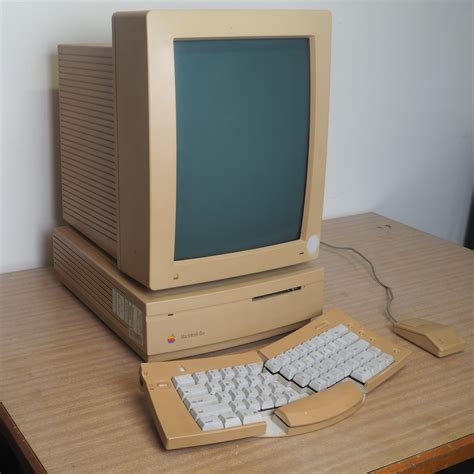 Apple Macintosh IIsi Computer Package - Reboot Rentals