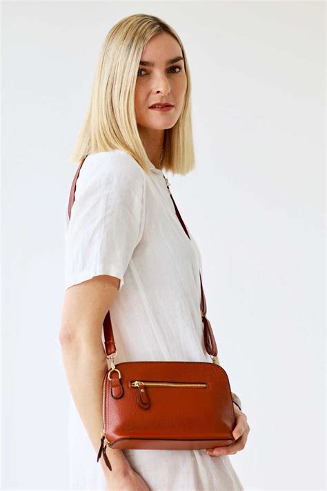 Shoulder Strap Handbag at Wilbur Pritt blog