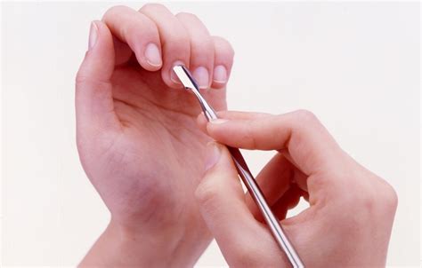 What is cuticle and why people wish to remove them? | Chris Riley Bridal
