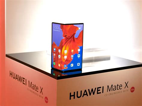 Huawei Mate X first look: Three screen modes, four cameras and five Gs ...