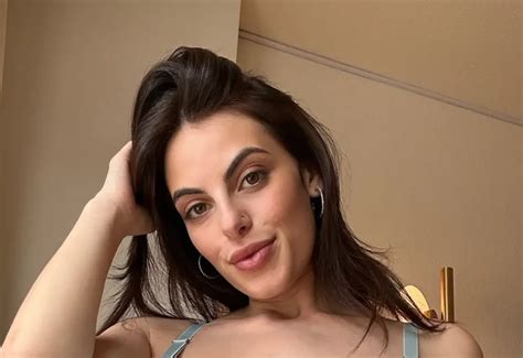 Alexa Pearl Age, Net Worth, Family, Education, Height, and Biography ...