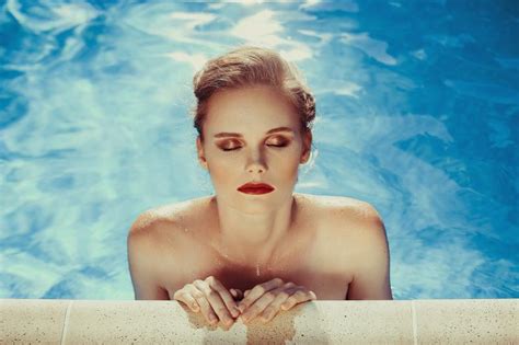 Can You Tan With Makeup On (& Why You Shouldn’t Try)
