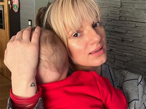 Sarsa opowiedziała o macierzyństwie. Nie lukrowała. Wspomniała też o ...