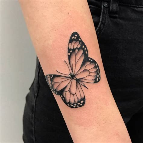 200 Monarch Butterfly Tattoo Ideas for 2024
