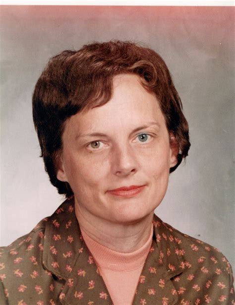 Community members read kelso funeral home obituaries to honor neighbors 1