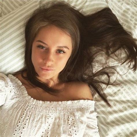 Красивые и милые девушки (50 фото) • InVePo.Ru