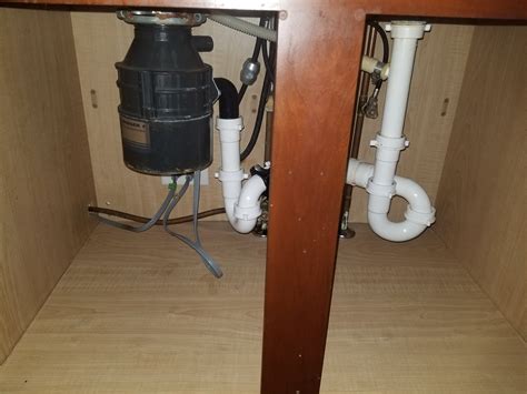 Garbage disposal has a leak at the bottom. Anyway to fix this pr should