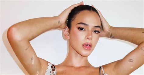 Jose De Alencar Luciola - Vestida de diamantes! Foto de Bruna Marquezine nua em revista causa ...