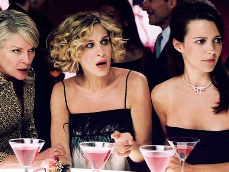 Коктейль Космополитен (Cosmopolitan) - AlcoWiki.org
