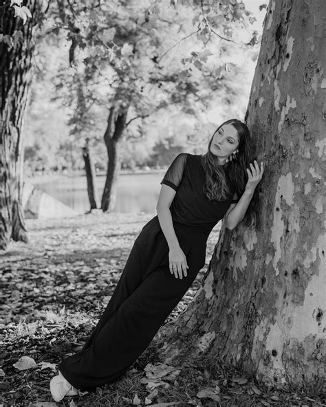 Woman+Nude+Legs+Spread+Wide+Open Photos, Download The BEST Free Woman