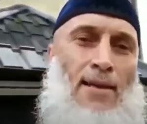 Создать мем "только дай знать где ты находишься чеченец, только дай ...