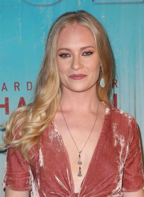 CelebMafia - Celebrity Style, Fashion, Clothes, Outfits, Photos, GIFs