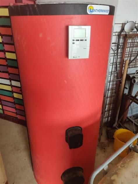 Bojler 300 litrov