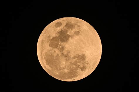 Current moon phase: When's the next full moon and when to watch Lyrid