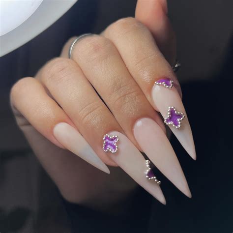 41 Stiletto Nails: Bold, Unique, and Trendy Designs to Elevate Your