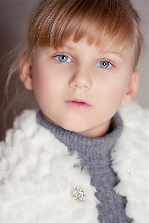 Tender nude :: Behance