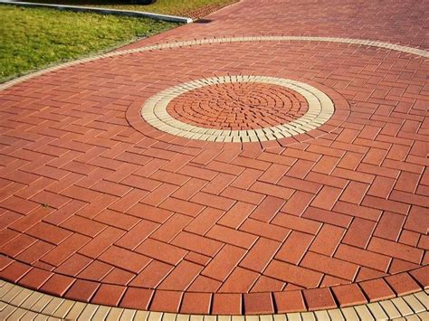 Вибираємо тротуарну плитку для дачі - Oracal