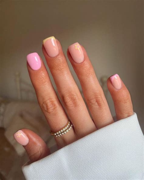20 Best Short Summer Nails to Inspire You