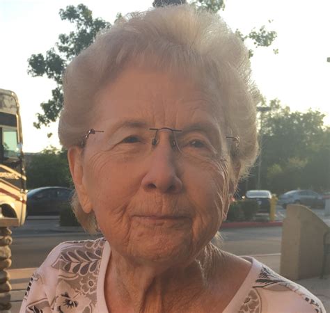 Honoring the Life of Lula Holden: Obituary and Memorial Details 1