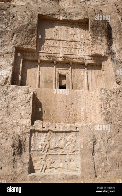 Tomb of Darius I, Naqsh-e Rustam necropolis, Fars, Iran Stock Photo - Alamy