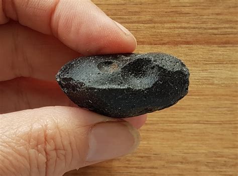 Tektite Meteorite 20.2 grams - Energy In Balance
