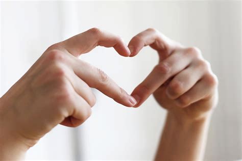Más de 80 000 imágenes gratis de Manos Formando Corazon y Amor - Pixabay