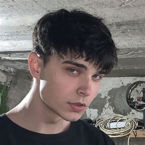 Pin by kai on djalë | Mens haircuts short hair, Mens haircuts short ...