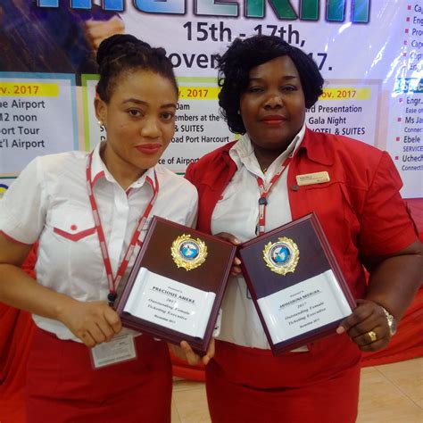 Dana Air customer service agents win 2017 outstanding awards - African
