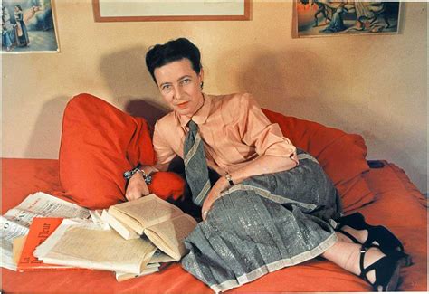 Simone De Beauvoir Jovem - Who Was Simone de Beauvoir? (5 Facts)