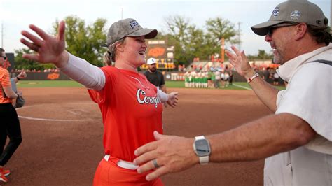 No Tearful Reunion at Loves Field in Bedlam for Maxwell and Cowgirls ...