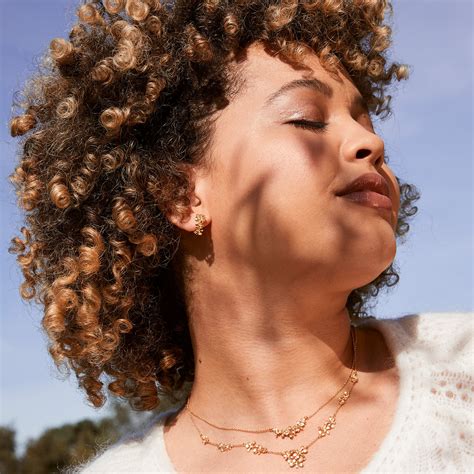 Alex Monroe | Nature inspired, organic jewellery handmade in England