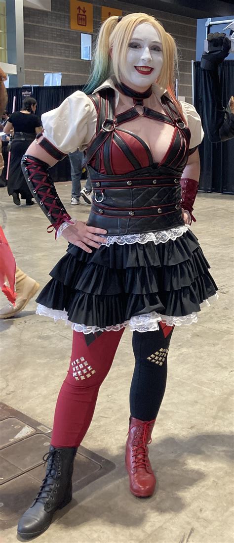 Harley Quinn Cosplay - C2E2 : r/BatmanArkham