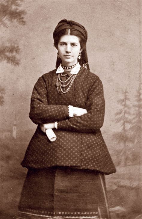Світлини Олени Пчілки. Унікальна фотодобірка