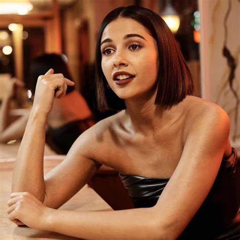 𝐍𝐀𝐎𝐌𝐈 𝐒𝐂𝐎𝐓𝐓 on Instagram: “Beauty🖤@naomigscott #naomiscott#naomi# ...