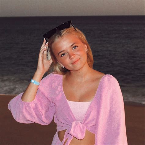 Ellie marie's Amazon Page