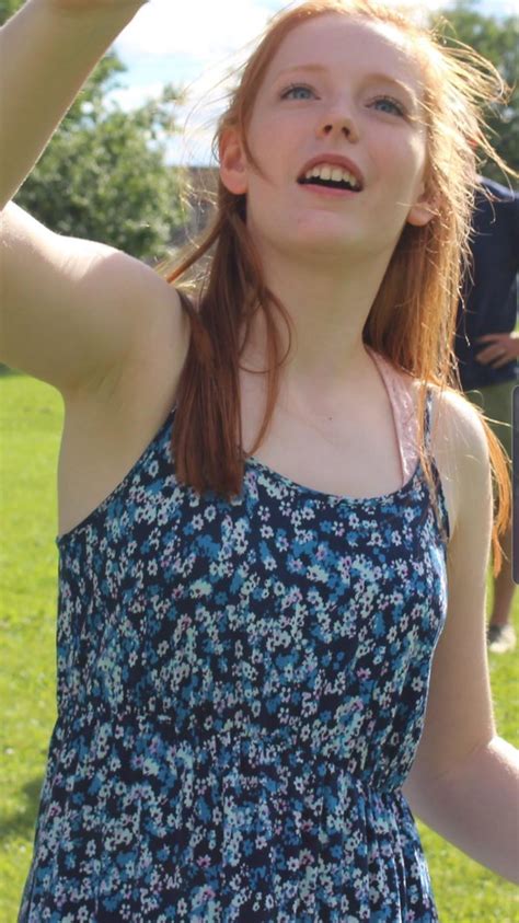love  redhead  shows  smooth armpits rarmpitfetish