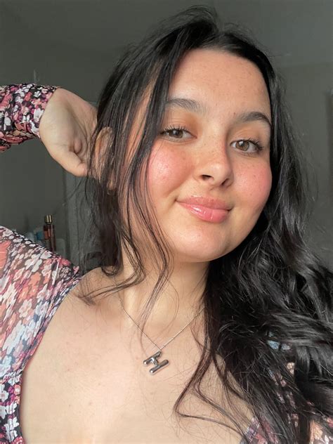 Hailey Brooke – Medium