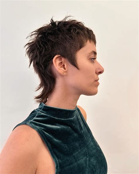 23 Short Mullets That Are Making a Major Comeback in 2025 – Trendy Hair ...