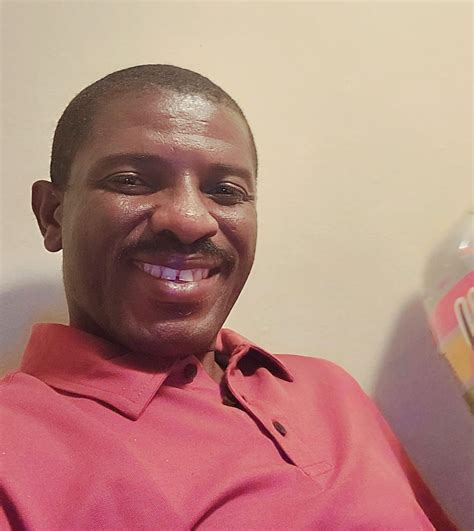 Luxonealbery – Medium