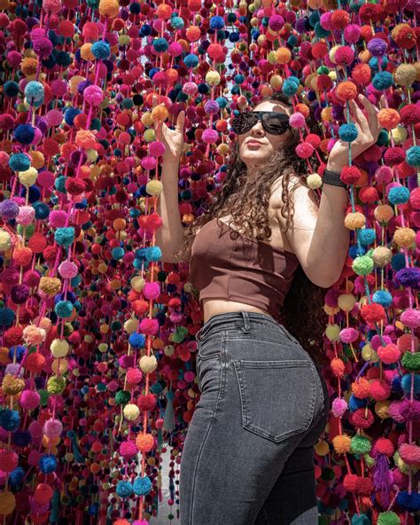 Keren Canelon en sunglasses (FOTOS) - Bellas en Sunglasses